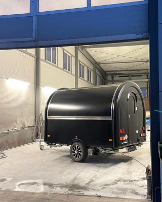 Fine tuning .. Don’t stop me .. customer is waiting 🤗 #foodtruck #foodtrailer #foodtrucklife #foodtrucklovers .#fastfood...