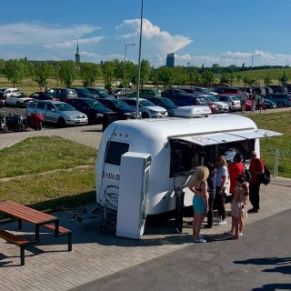 #foodtrucks #foodtrailer #streetfood #streetparty #foodblogger #foodblog #catering #foodtruckinvasion #foodtruckfood